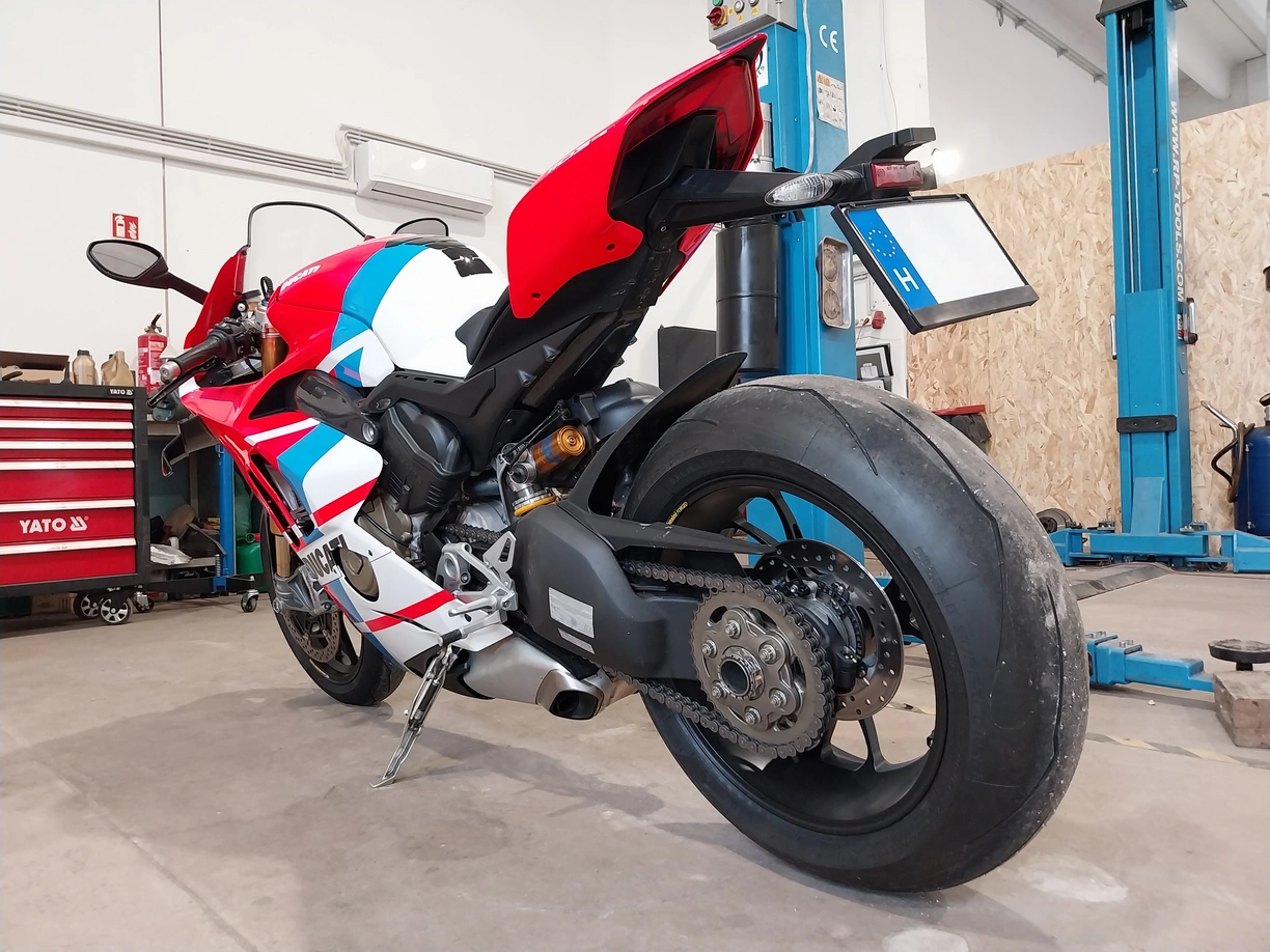 Kép a Gá-Zol Kft. műhelyéből